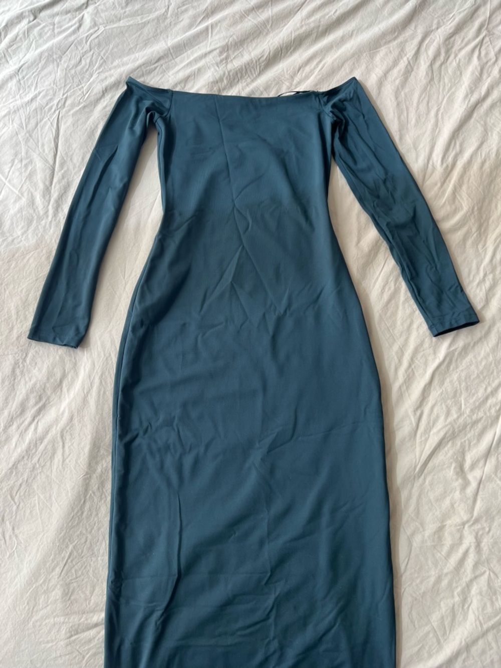 Aritzia Contour Off-Shoulder Long Sleeve Forest Green Bodycon Maxi Dress